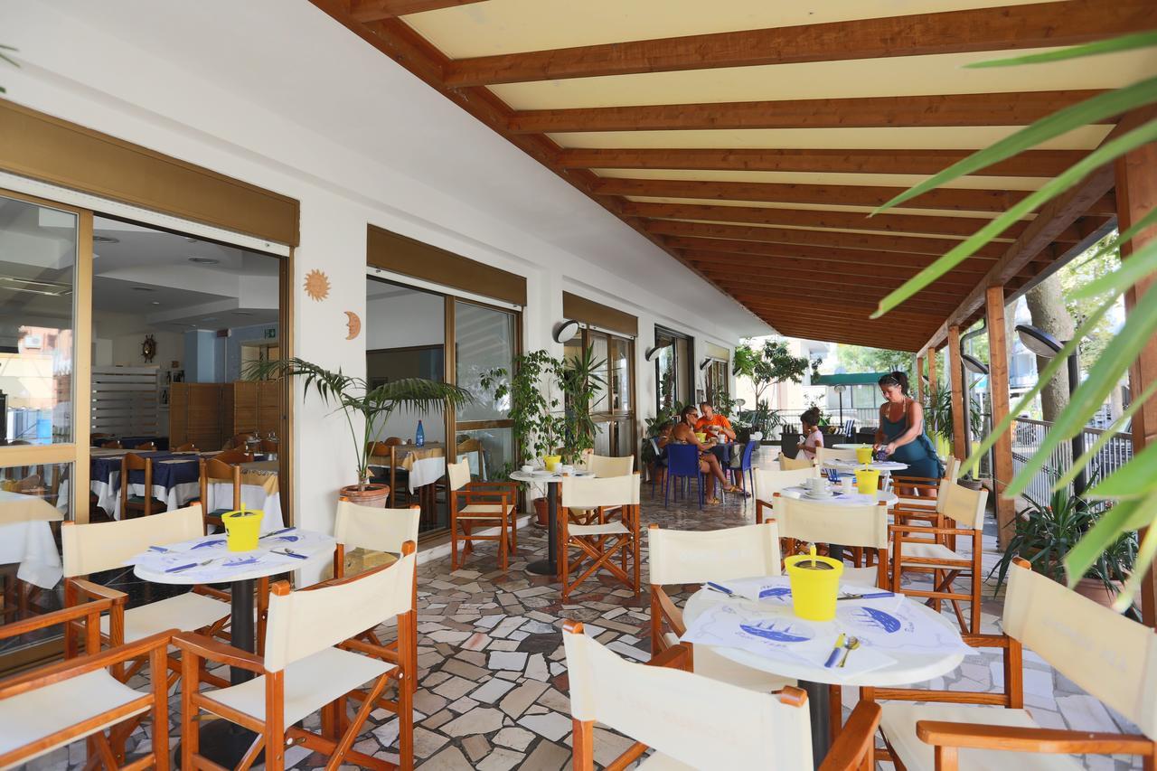 Domus Mea Hotel *