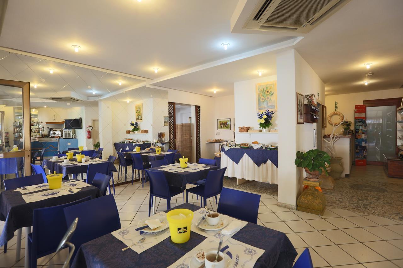 Domus Mea Hotel *